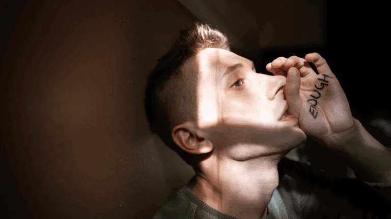 Identifying Gaslighting: Spotting the Signs; Why People Gaslight and How it Affects Your Relationships